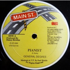 General Degree - Pianist / Plastic
